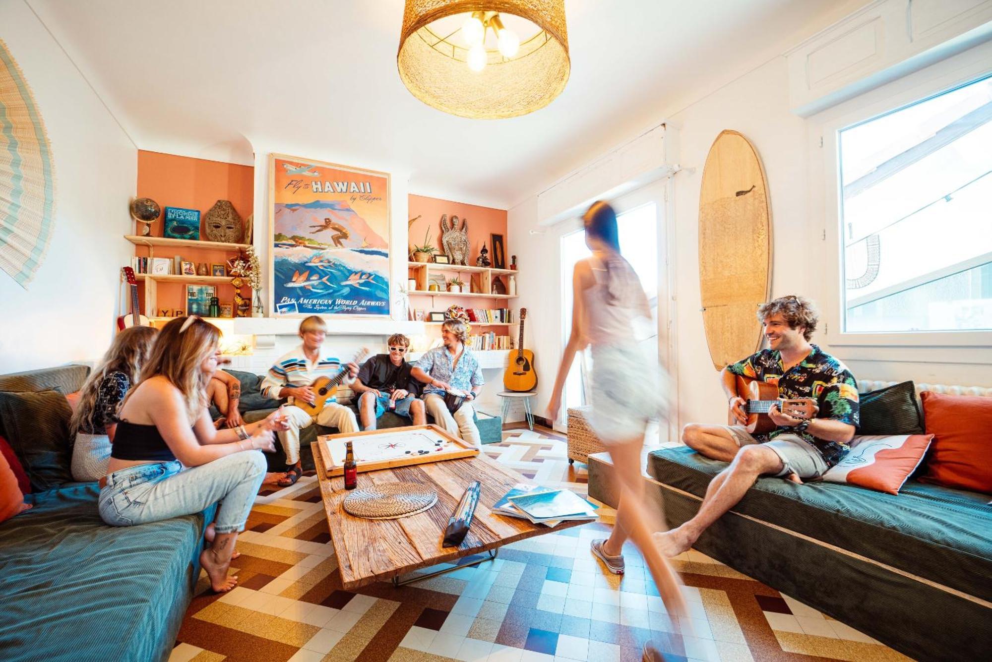 La Boga L'auberge A L'ambiance Surf A Inn *
